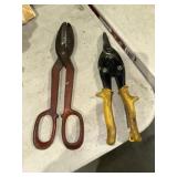 METAL SHEARS AND SNIPPERS