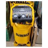 DeWalt - 20 Gal. 200 PSI Air Compressor