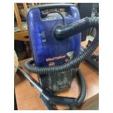 Wind tunnel vacuum cleaner