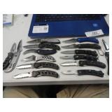 Lot of 15 Smaller Lockblade Knives