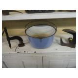 3- Piece Lot Cast Iron Kettle ++