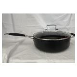 Le Cruset 10" Skillet w/ Lid