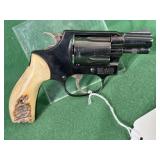 Smith & Wesson Model 36 Revolver, 38 Spl.