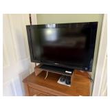 Sony Bravia 32 in. Flat Screen TV / Television