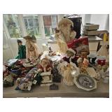 Large Christmas lot: ceramic figures, Santa