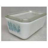 Pyrex refrigerator dish