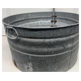 Galvanized wash tub