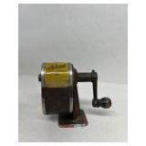 Roth pencil sharpener