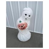 Halloween ghost blow mold has crack on top