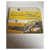 Yellow canary pinking shears