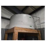 Large Industrial Water Tank & Stand