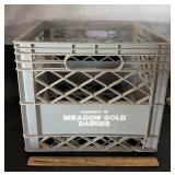 MILK/DAIRY CRATE-MEADOW GOLD DAIRIES