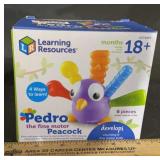 LEARNING RESOURCES-PEDRO THE FINE MOTOR PEACOCK/