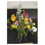 DECORATIVE/ARRANGEMENT FLOWERS-ASSORTED