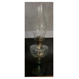 OIL LAMP W/CHIMNEY