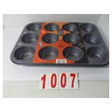 Bakers Secret 12 cup Muffin Pan