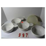 Corning Ware 15oz Bowls with lids - set of 4