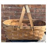 VTG HANDLED BASKET