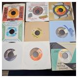 Assorted 45 rpm records, zoom in for titles