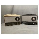 2 Radios