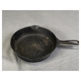 No 7 Cast Iron Fry Pan