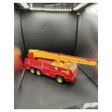 Vintage 1970ï¿½s Tonka Metal Fire Truck with Swivel