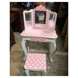 Childrenï¿½s Vanity Table & Stool