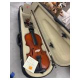 Violin w/ Bow, Straps, & Case - Students?