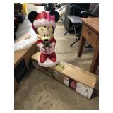 Minnie Mouse Lighted Christmas Figure & Pink