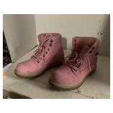 LUGZ steel toed boots ( size 8.5)