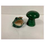 Vintage frog and mushroom sink  set. Green.