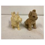 2 animal figurines.