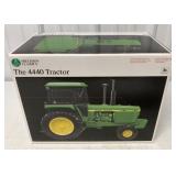 Ertl John Deere 4440 Tractor