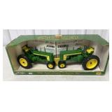 Ertl John Deere 520 620 50th Anniversary Set