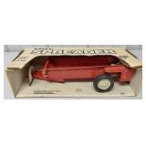 Ertl Spreader