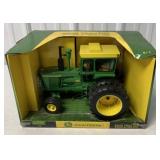 Ertl John Deere 6030 Tractor in box