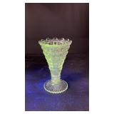 6" Westmoreland "Berlinï¿½ Reeded waffle vase GLOWS