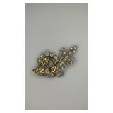 Vintage rhinestone & brass brooch