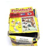 Topps Football 1986 Yearbook Stickers in Unopened