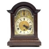 Vintage Mantle Clock with Key 11" x 7.25" x