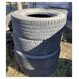 (4) Michelin LT285/75R16