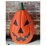 Jack-O-Lantern Blow Mold 23"- light did not