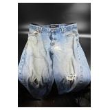 Size 38 Lanesboro Torn Blue Jeans