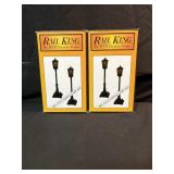 2 Rail King MT-1026 No 56 Green Lamp Post Set