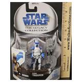 CLONE TROOPER Star Wars The Legacy Collection, build a droid droid factory.