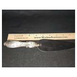 Sterling weighted handle pie/cake server, stainless blade.