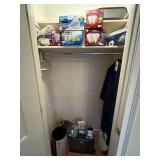 Contents of entryway closet…..light bulbs, small Kenmore microwave, roasting pans….COATS ARE NOT INCLUDED