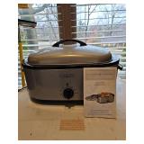 Bella Cucina Artful Food 18 qt roaster oven model YORO-18..