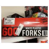 MM 600 white plastic forks