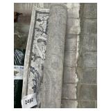 Area rug 8ft W